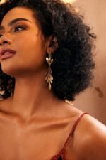 Brass Leaf Dangle Earrings - Image 2