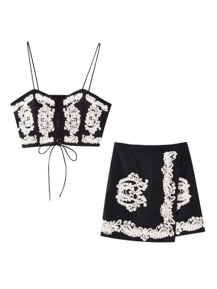 Harriet Lace Embroidered Set - Image 6