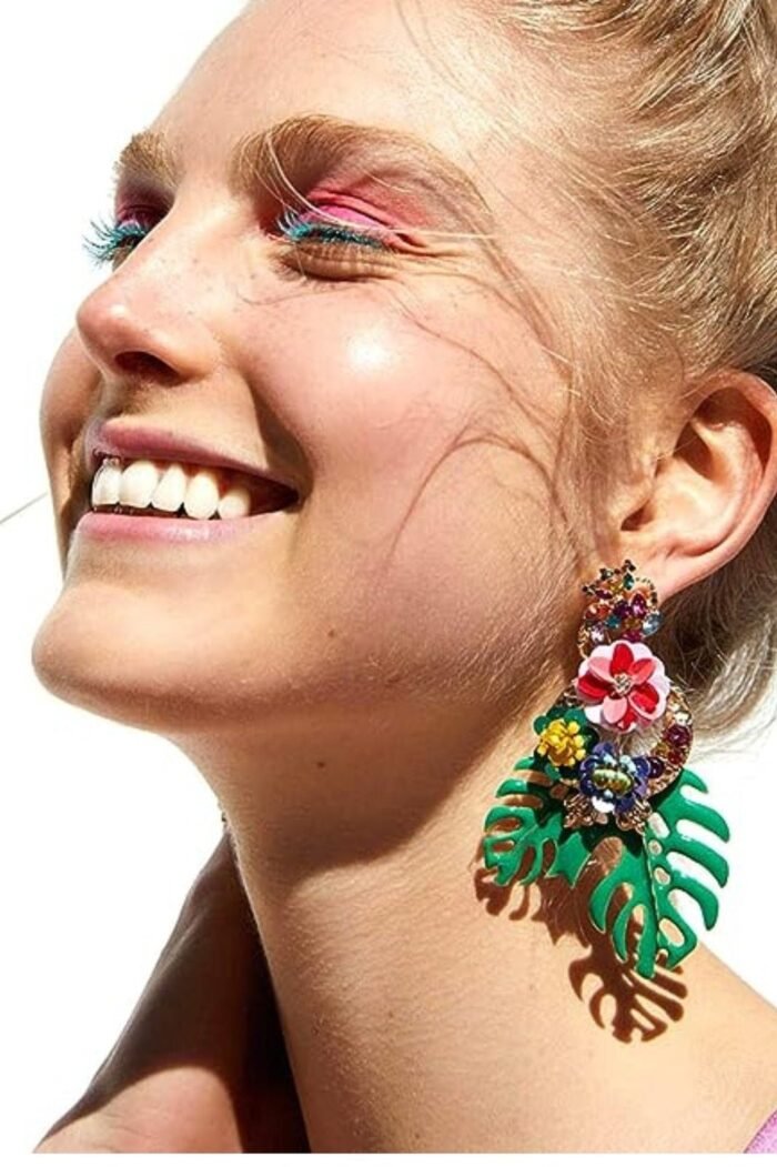 Palm Tree Flower Decored Earrings - Image 2