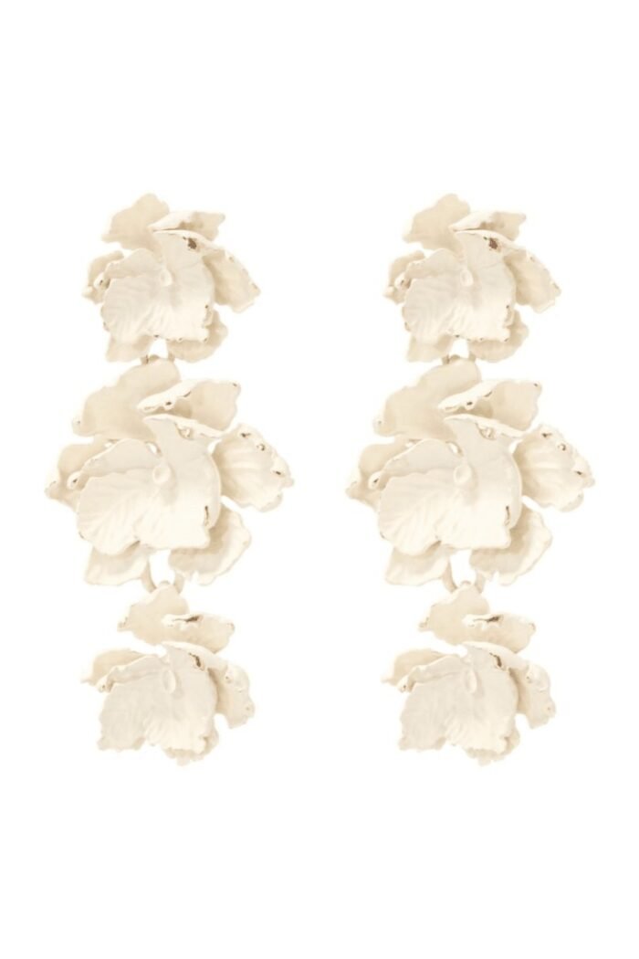 Phyllis Varnish Flower Earrings - Image 8